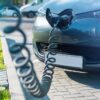 Voitures électriques vs voitures à essence : quel est le meilleur choix pour vous ?